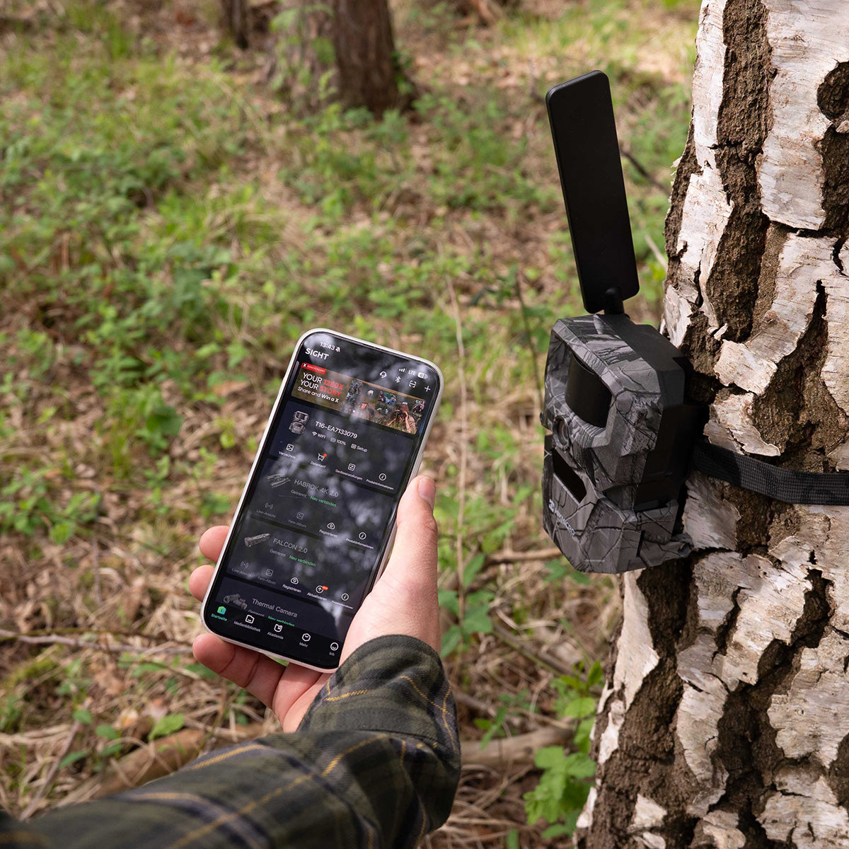 Hikmicro T16 Trail Camera App Phone Connection in use